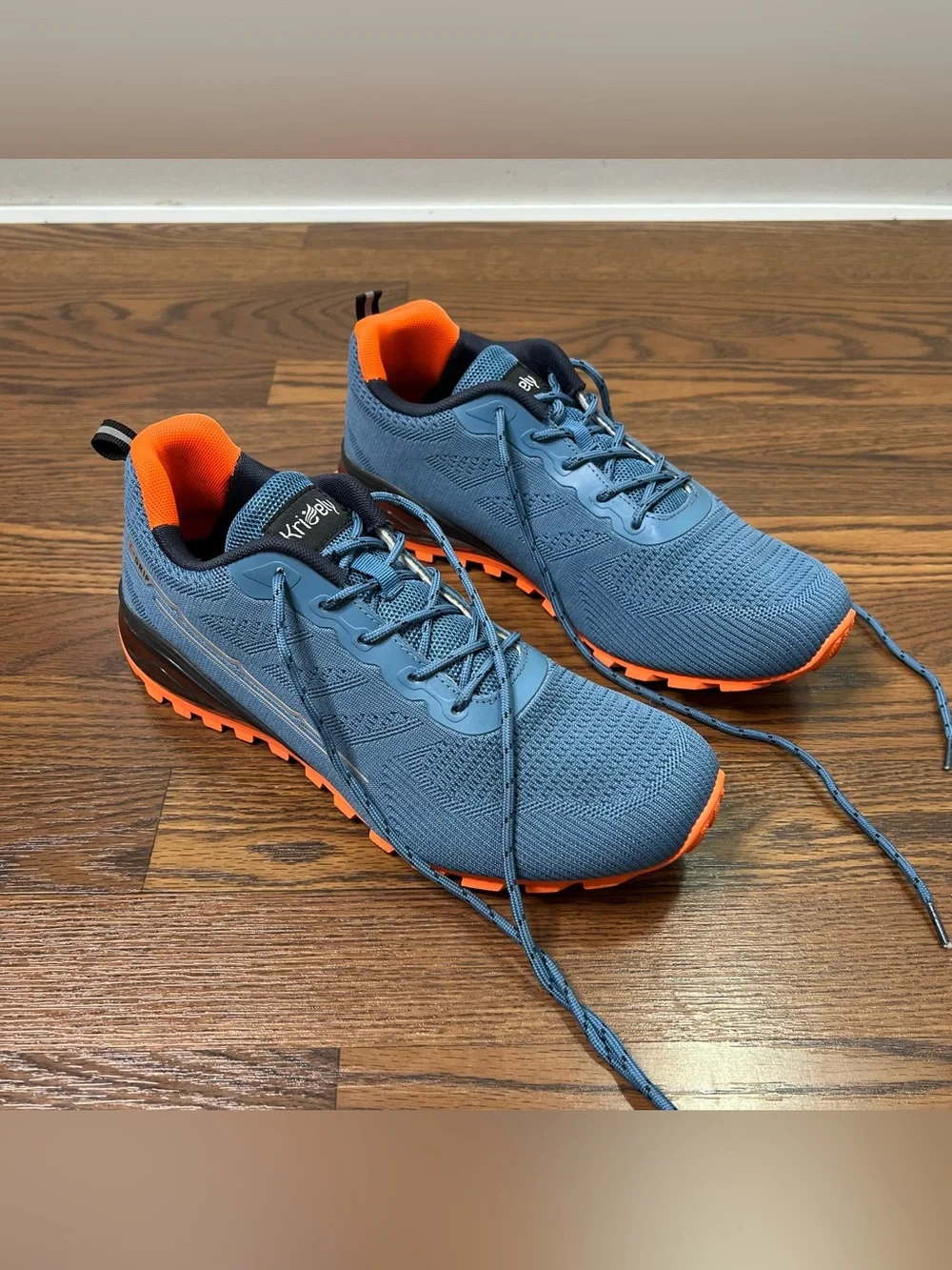 Kricely men trail